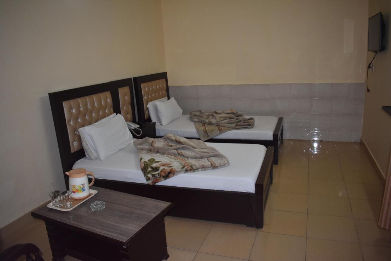 Hotel Sky Inn Rawalpindi Exterior photo